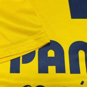 Maillots de football personnalisés à faible MOQ, imprimés par sublimation, avec nom/numéro d'équipe, pour tournois, 100 % polyester, séchage rapide. - Product Image 4