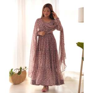 Beautiful XS Size Anarkali <b>Gown</b> and Dupatta for Party Wear - Product Image 4
