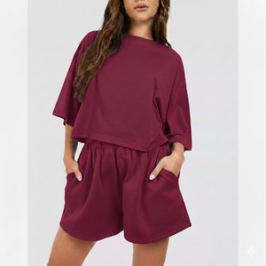 Conjunto de Shorts de Verano Premium para Mujer, Hecho a Medida, Tela Suave, Transpirable y Ligera, Camisas y Shorts Cómodos para Verano - Product Image 6