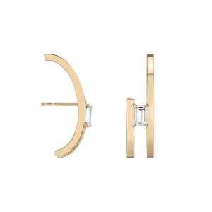 Vente en gros de boucles d'oreilles clous en or massif 14k 18k avec pierre précieuse verte taille émeraude, en forme de C, géométriques, courbées, style climber/crawler, paire, fabrication - Product Image 1