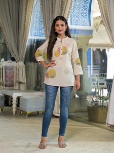 Blusa Elegante para Mujer con Bordado Floral Blanco, Estilo Recto, Ideal para Oficina, Universidad y Salidas Casuales, en Oferta - Product Image 3