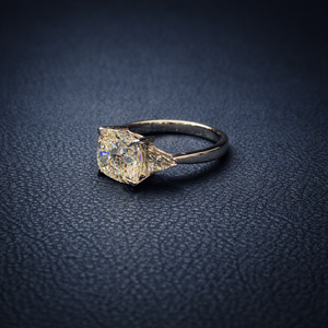 Anillo de Tres Piedras con Diamante Cultivado en Laboratorio, Corte Cojín, Oro Sólido de 14 Quilates, Clásico para Mujer, Certificado IGI, Joyas RIZTA, Aniversario, Compromiso - Product Image 3