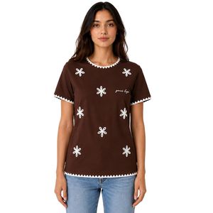 Camiseta de Mujer Color Chocolate con Bordado Floral, Ribete Blanco en Contraste, Cuello Redondo, Manga Corta, Estilo Casual, Personalizable OEM - Product Image 1