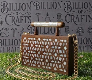 1. Pochette de soirée de luxe en bois avec poignée cylindrique, incrustation nacre et motif floral en arc, vente en gros - Product Image 5