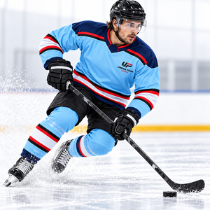 Maillot de hockey sur glace professionnel avec bandes audacieuses sur la poitrine, texture en polyester lisse et coupe confortable pour les performances sur la patinoire - Product Image 5