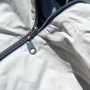 Ensemble coupe-vent pour homme, service OEM, léger, tenue active pour la course à pied, l'entraînement et la remise en forme - Product Image 3