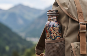 Botella de cobre de estilo tradicional con diseño impreso, perfecta para la hidratación diaria, uso en el hogar, gimnasio, oficina y viajes. - Product Image 5