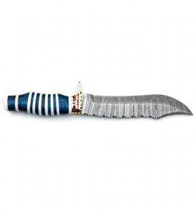 Couteau utilitaire d'extérieur en acier Damas forgé à la main Iron Crown Forge, manche en bois stabilisé bleu, OEM disponible, pointe tombante de 4 mm d'épaisseur - Product Image 4