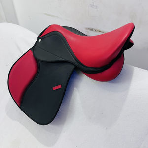 Sillín de salto de cuero sintético Característica resistente a la abrasión Colores marrón negro y rojo marrón oscuro - Product Image 5