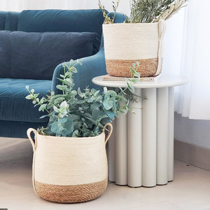 ตะกร้าสานแฮนด์เมดแนวชนบทที่เก็บของตกแต่ง - Product Image 1