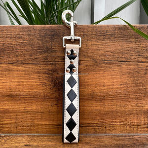 สายจูงสุนัขหนังแท้ลายตารางหมากรุกแท้ออกแบบได้ตามต้องการสายจูงฝึกและควบคุมด้ามจับแบบนุ่มส่วนบุคคล - Product Image 4