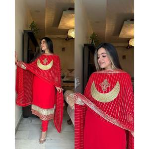 Traje Salwar Kameez XL de Lujo con Lentejuelas y Bordado de Espejos Reales para Bodas - Product Image 3