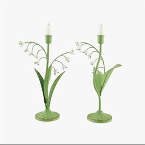 เชิงเทียนรูปดอกลิลลี่แห่งหุบเขาสีเขียวเหล็ก สำหรับตกแต่งบ้าน - Product Image 1