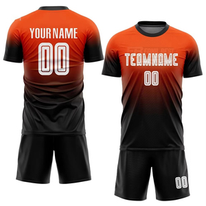 Camiseta de Fútbol Personalizada con Degradado Naranja y Negro para Hombre, Manga Corta, Cuello Redondo, Poliéster que Absorbe la Humedad, Impresión del Nombre del Equipo, Corte Atlético - Product Image 1