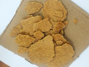 Gâteau de graines de moutarde jaune de qualité supérieure, riche en protéines, aliment pour bovins, nutrition du bétail, ingrédient d'alimentation animale, matière première - Product Image 2