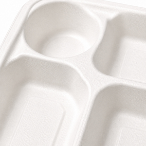 Plateau alimentaire en bagasse blanc robuste à 7 compartiments, assiette carrée jetable compostable et biodégradable pour service de mariage - Product Image 3