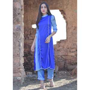 Conjunto de Traje de Satén Azul con Adornos de Perlas Plateadas, Diseño Étnico para Bodas, Fiestas y Eventos - Product Image 4