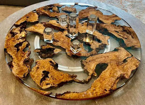 Horloge murale en bois et résine étonnante combinaison avec touche naturelle de l'Inde - Product Image 2