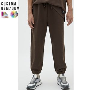 กางเกงจ็อกเกอร์ผ้าฝ้ายน้ำหนักเบาสำหรับผู้ชาย สไตล์ลำลอง เอวยางยืด ระบายอากาศได้ดี รับทำโลโก้ตามสั่ง รองรับ OEM ODM ขายส่ง - Product Image 3