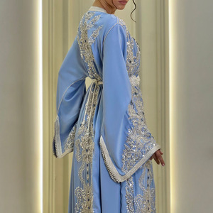 Kaftan de Mariage Marocain Fait Main avec Détails Artisanaux Tissu Premium Fournisseur et Fabricant de Vêtements en Gros - Product Image 4