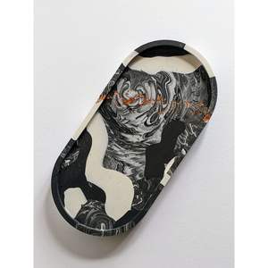 ถาดเรซิ่นรูปวงรีและทรงกลม ดีไซน์แปลกใหม่และสร้างสรรค์ สำหรับตกแต่งบ้านอย่างมีสไตล์ - Product Image 2