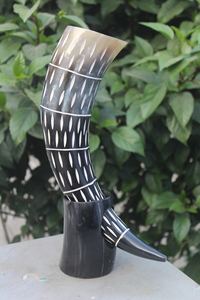 Cuerno para Beber Redondo de Estilo Vikingo, Hecho a Mano, Duradero y de Primera Calidad, con Acabado Pulido - Product Image 6