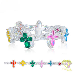 Bracelet à maillons floraux multicolores avec accents floraux roses et verts pour les acheteurs et les détaillants de bijoux de mode en gros - Product Image 4