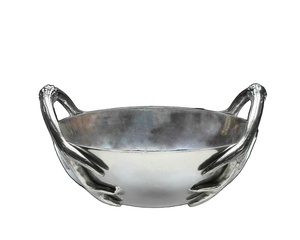 Bol de table décoratif en aluminium avec poignées design Grands bols de décoration élégants en métal argenté à un prix raisonnable - Product Image 1