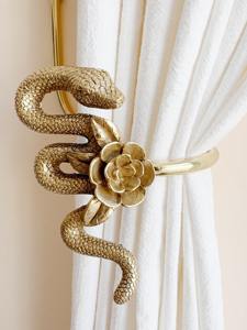 Attache de rideau décorative en forme de serpent, attrayante, pour une décoration spéciale, des réunions de famille, le style et les cadeaux - Product Image 4