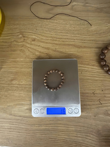 Bracelet en bois naturel perlé 18 mm, bijoux unisexes classiques, style vintage - Product Image 1