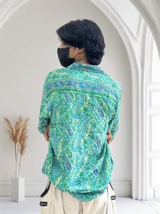 เสื้อเชิ้ตผู้ชายสีเขียวลายพิมพ์เพสลีย์ ผ้าฝ้ายลำลอง แขนยาว ปกคอปก ผ้าป๊อปลินทอระบายอากาศสำหรับฤดูร้อน - Product Image 3