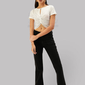 T-shirt court personnalisé pour femme avec logo – Meilleur prix – Couleurs personnalisables - Product Image 5