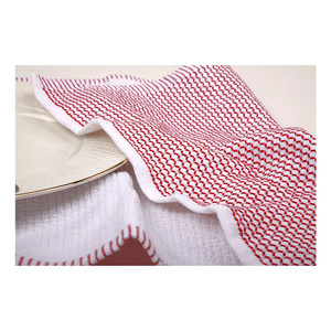 Serviettes de cuisine en tissu dobby rouge, torchons en coton réutilisables pour la restauration, les restaurants et les hôtels - Product Image 1