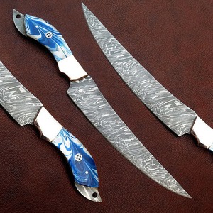 Cuchillo de Filetear Profesional de Acero de Damasco OEM |   Manija de Resina Personalizada con Pasadores y Cubierta de Latón, Servicio OEM - Product Image 1