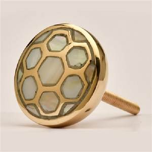 Boutons de tiroir et de meuble en nacre et résine au design parfait, à prix très raisonnable - Product Image 2