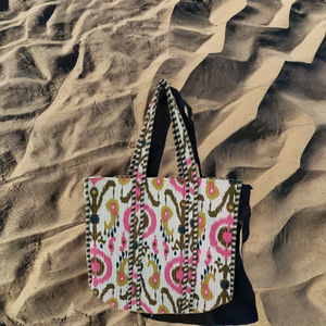 Sacs Ikat, sac fourre-tout matelassé, sacs vintage pour femmes, imprimés à la main, sacs en coton indien à fleurs, hiver, été, fermeture éclair, sacs personnalisables - Product Image 1