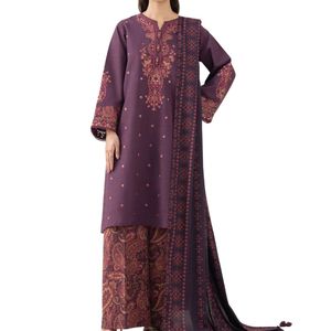 Shalwar Kameez pour femmes imprimé floral prune, tissu en cambric respirant et résistant à la décoloration, idéal pour un usage quotidien - Product Image 1
