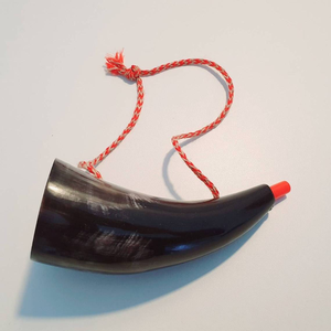 Petite trompette en corne de bœuf pour enfants, sifflet Viking, jouet pour fêtes de carnaval et de Noël, corne de buffle, agate - Product Image 4