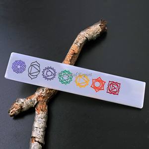 เซเลไนท์หินบำบัดคริสตัลธรรมชาติขัดเงาเซเลไนต์สลักจักระร่วงคริสตัลสีทองธรรมชาติร่วงลงของขวัญตกแต่งบ้าน - Product Image 5