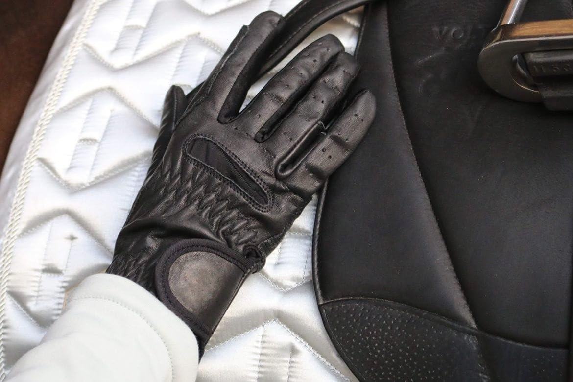 Leather riding gloves