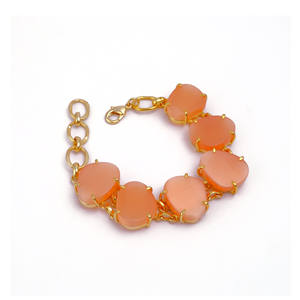 El Joyero Chaîne à maillons classique en laiton plaqué or 18 carats, réglable, avec pierre œil de chat orange lisse, sertie à griffes, bijou cadeau - Product Image 2