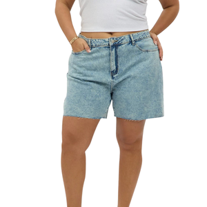 Shorts en jean pour femmes grandes tailles, taille mi-haute, décontractés, été, respirants, tissu lavé personnalisable, échantillon gratuit, meilleure qualité, vente en gros - Product Image 4
