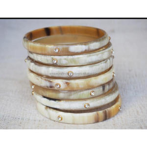 Brazaletes de cuerno clásicos ShadowTide | Pulseras de cuerno degradado negro-marrón con elegancia minimalista | Venta al por mayor Premium - Product Image 2