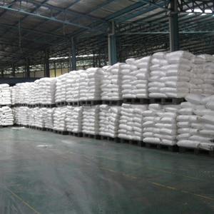 กรดสเตียริก ความบริสุทธิ์ 97-99% เกรดอุตสาหกรรม ผงสีขาว สำหรับสบู่ เครื่องสำอาง และเทียน ผลิตในอินโดนีเซีย - Product Image 3