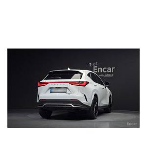 Lexus NX F-Sport modèle septembre 2022 avec 21 368 km, conduite à gauche, sièges en cuir, caméra de recul - Product Image 4