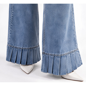 Jeans de Mezclilla Ajustados de Cintura Alta para Mujer con Dobladillo con Pliegues en Forma de Abanico y Paneles Bordados en Azul Vintage, Tallas XS-6XL - Product Image 4