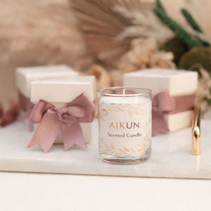 Bougie parfumée AIKUN à combustion longue durée avec bergamote et citron, bougie d'aromathérapie haut de gamme pour les acheteurs en gros OEM - Product Image 1