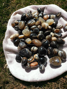 Galets d'onyx multicolores polis brillants de qualité supérieure pour la décoration intérieure, pierres roulées en gros - Product Image 3