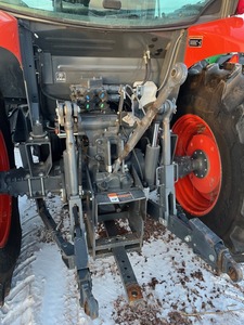 Tractor M6-111 2019, Equipo Premium Listo para Exportación, Suministro a Granel de Alta Resistencia - Product Image 3