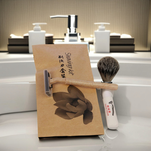 Artículo más vendido, maquinilla de afeitar desechable con mango redondo hecho de fibra de paja. Compacto, ligero y ecológico - Product Image 1